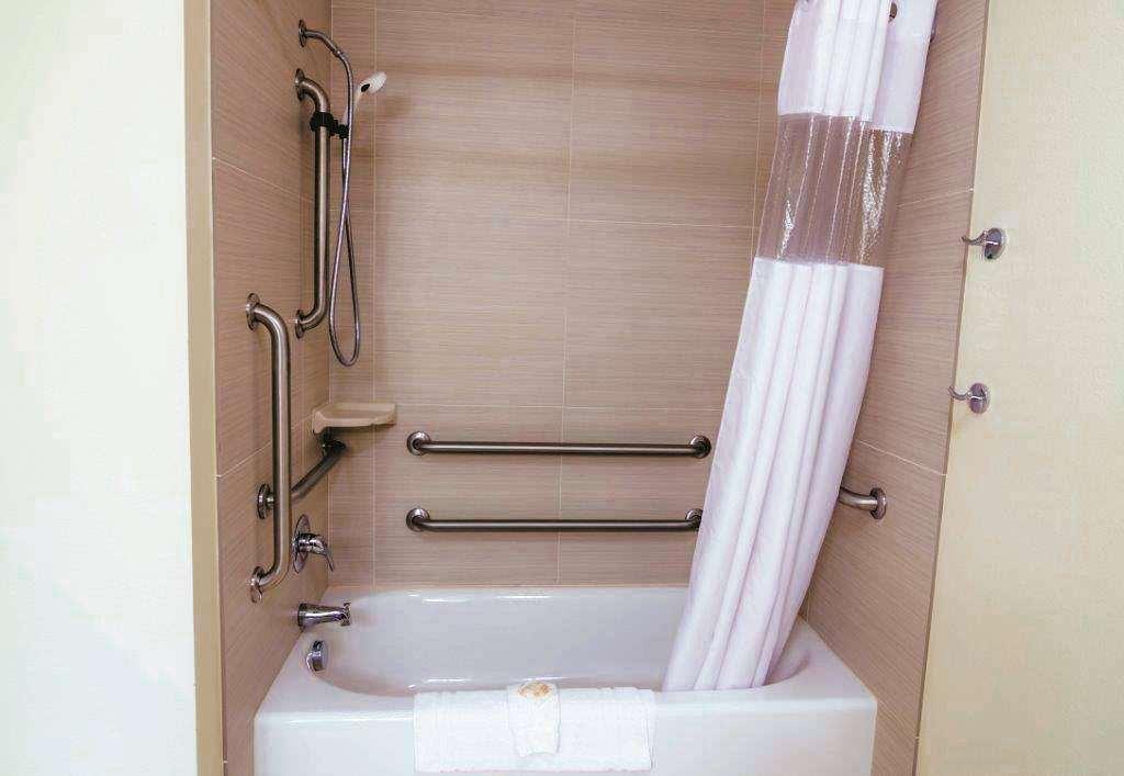 Hotel La Quinta By Wyndham Grand Forks Chambre photo